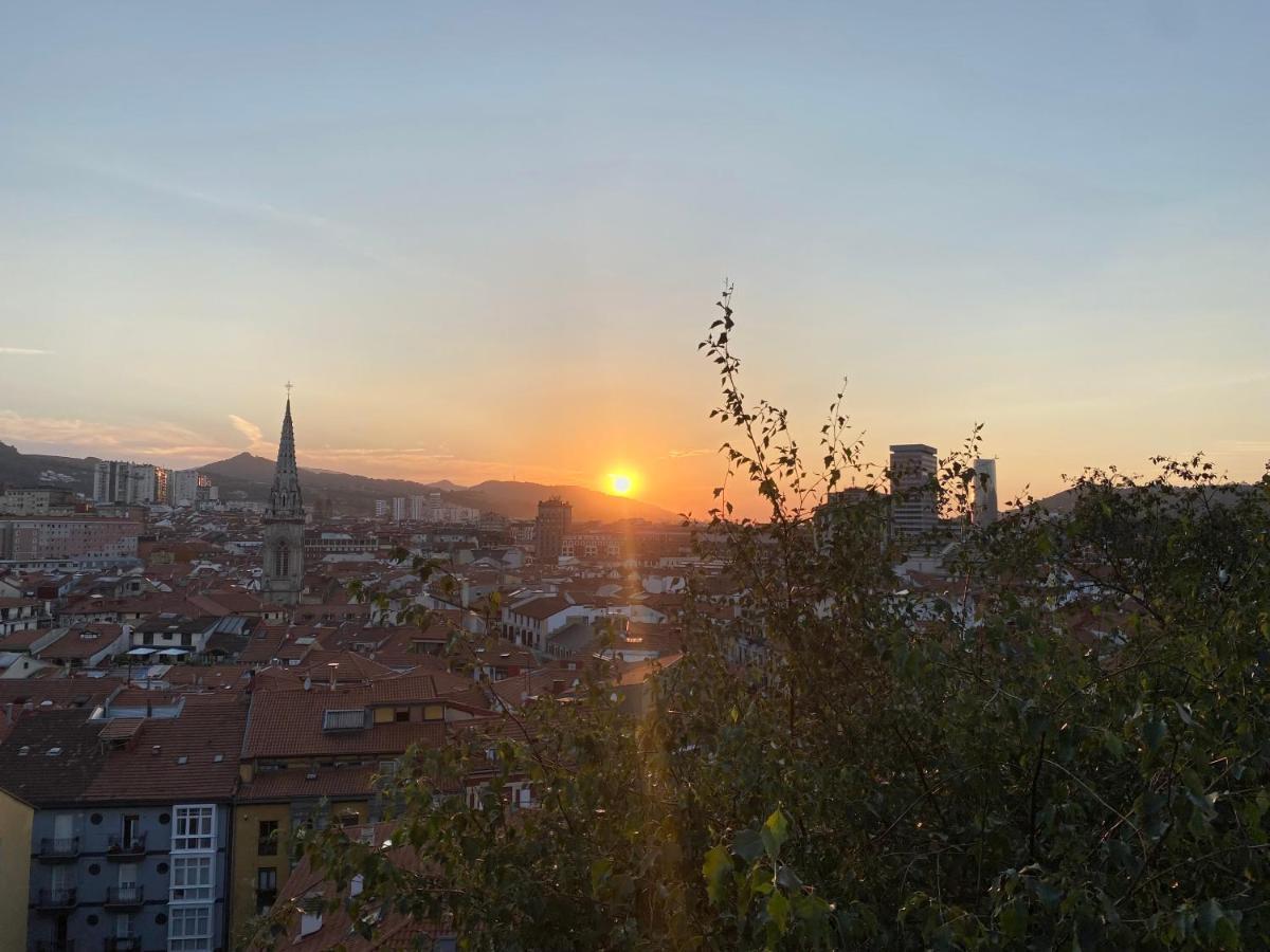 Precioso Apartamento Junto A Casco Viejo Bilbao Esterno foto